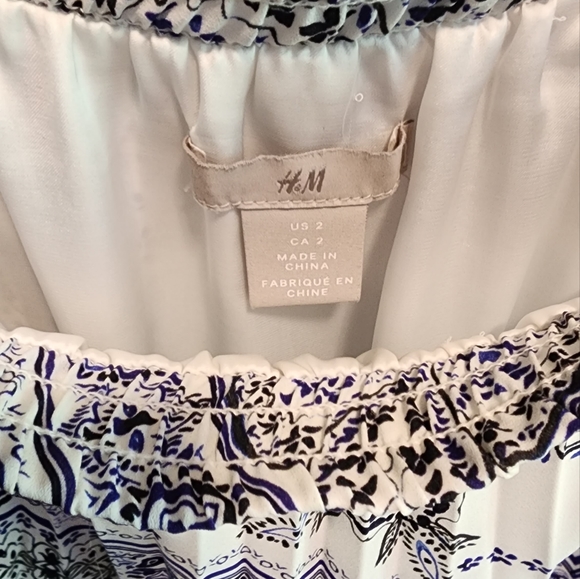 3 for 30 - H&M Blue, White & Black pleated midi skirt, size 2 - Picture 6 of 8